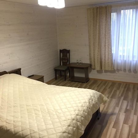 Podilskii Dvir Yakushintsy 외부 사진